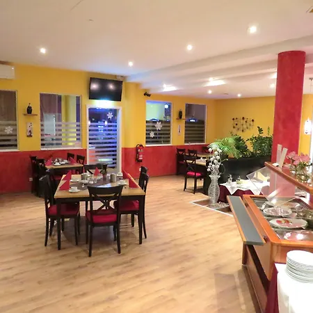 Ates Hotel 3*
